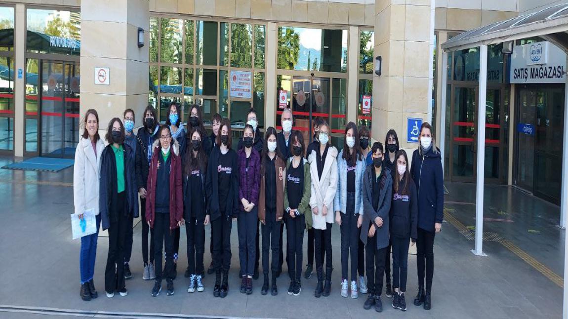 8. sınıflarımızla Antalya Adliyesi Çocuk Ağır Ceza Mahkemesi'ni ziyaret ettik.