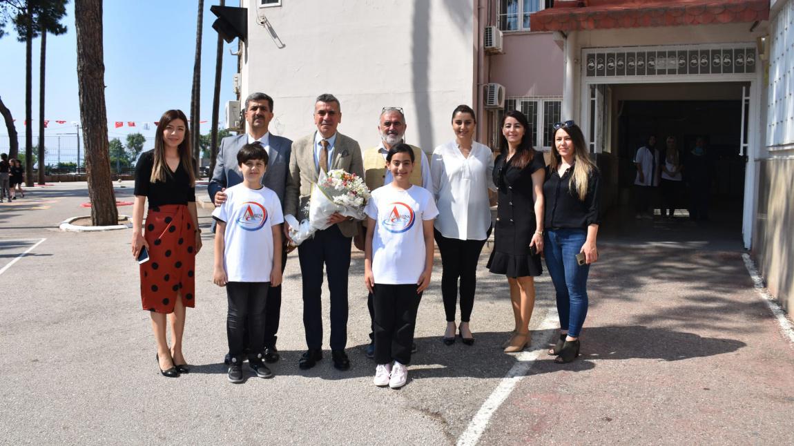 Antalya Vali Yardımcımız Sayın Yalçın SEZGİN ile Muratpaşa İlçe Milli Eğitim Şube müdürlerimizden Sayın Osman Murat MİMAROĞLU okulumuzu ziyaret ettiler. 
