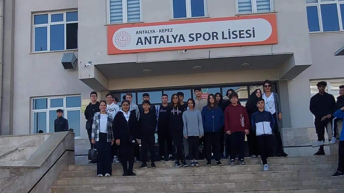  8. sınıflarımızla bugün Antalya Spor Lisesi'ni ziyaret ettik.